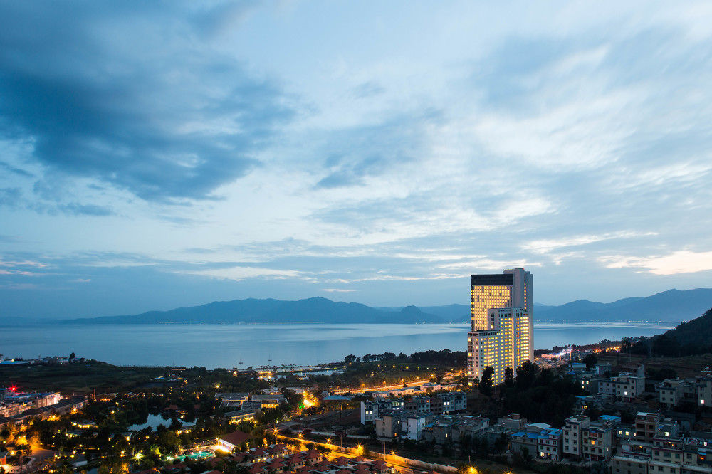 Angsana Fuxian Lake Chengjiang  Exterior foto