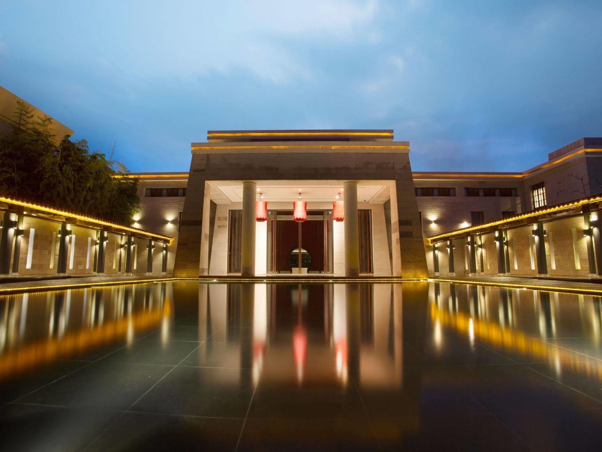 Angsana Fuxian Lake Chengjiang  Exterior foto
